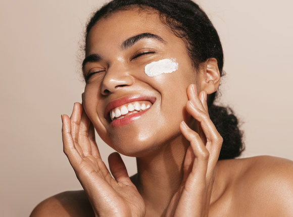 the logo for Narie Holistics